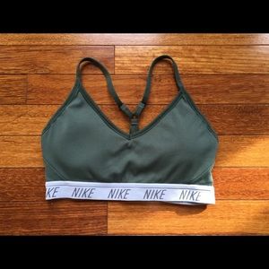 NIKE Sportswear Bra